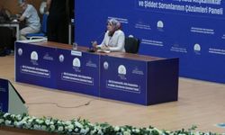 Bingöl Üniversitesi’nde Aile İçi Sorunlar Paneli Düzenlendi