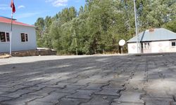 Karlıova’nın 2 Köyü Kilitli Parke Taşına Kavuştu