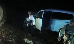 Diyarbakır’da Traktörle Hafif Ticari Araç Çarpıştı: 2 Yaralı