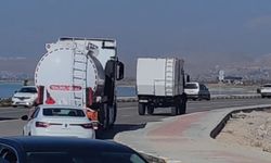 Ağır Tonajlı Araçlar Sahil Yolunu Çökme Noktasına Getirdi