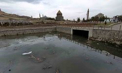 Kars Çayı’nda Artan Çöp Tepkilere Neden Oluyor