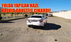 Bingöl'de Kazılıp Toprakla Doldurulan Yerde 2 Otomobil Çarpıştı!