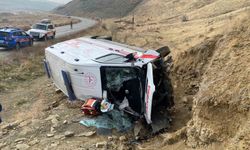 Muş’ta Ambulans Devrildi: 3 Sağlık Çalışanı Yaralı
