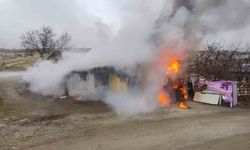 Elazığ’da Odunluk Deposunda Yangın Çıktı