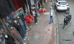 Giyim Mağazasındaki Hırsızlık Anları Kameraya Yansıdı