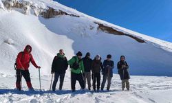 Karlı Havaya Rağmen Harrut Yaylasına Zirve Tırmanışı Gerçekleştirildi