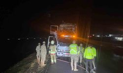 Alev Alan Tır Kullanılamaz Hale Geldi