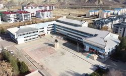 Deprem Riski Nedeniyle Kamu Binaları Boşaltıldı