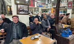 83 Yıllık Tarihi Çay Evi Zamana Direniyor!