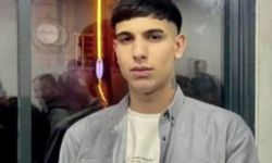 Bıçaklı Kavga Can Aldı: 18 Yaşındaki Genç Hayatını Kaybetti