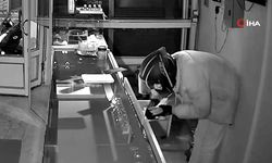 Gece Yarısı Kuyumcu Soygunu: Kilolarca Altın Çalındı