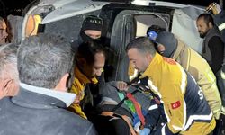 Adıyaman'da Minibüs Şarampole Devrildi: 4 Yaralı