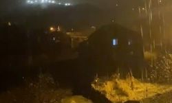 Tunceli’de şiddetli yağmur ve fırtına etkili oldu.