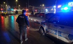 Bacağından Vurduğu Kişiyi Yol Kenarına Bıraktı, Kaçtı