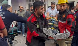 Bina Yıkımı Esnasında Molozların Altında Kalan İşçi Ağır Yaralandı