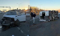 Elazığ'da Cip ile Çarpışan Minibüs Devrildi: 2 Yaralı