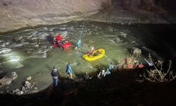 Hakkari'de Feci Kaza: Ağır Yaralı Sürücü Hayatını Kaybetti