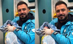 112 Ekibi Ambulansta Doğum Yaptırdı: Anne, Bebeğine Sağlık Personelinin Adını Verdi!