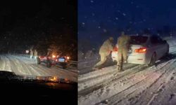 Muş’ta Yoğun Kar Yağışı Ulaşımı Aksattı