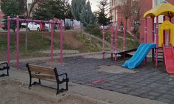 Bingöl İçmeler Mahallesi’ndeki Çocuk Parkları Harabeye Döndü!