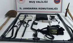 Muş'ta 4 Defineci Suçüstü Yakalandı