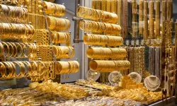 Altın Yatırımcısına Kritik Uyarı: Gözler Çarşamba Gününde