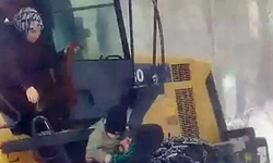 Karlıova’da Anne Ve Bebek Kepçeyle Evine Ulaştırıldı