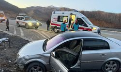 Bingöl Elazığ Yolunda Kaza: 2 Yaralı