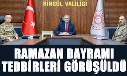 Bingöl Valisi Çelik, 'Ramazan Bayramı Güvenlik Tedbirleri Toplantısı'na Katıldı