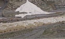 Hakkari'de Çığ Düştü