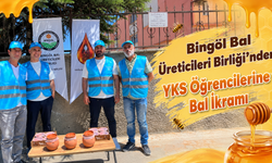 Bingöl Bal Üreticileri Birliği’nden YKS Öğrencilerine Bal İkramı