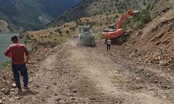 Gökdere-Beyhan Yolunda Çalışma Başlatıldı