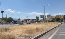Orta Refüjler Çöplerle Doldu