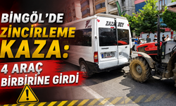 Bingöl’de Zincirleme Kaza: 4 Araç Birbirine Girdi
