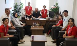 Bingöllü Başarılı Güreşçilerden İl Gençlik ve Spor Müdürlüğü'ne Ziyaret