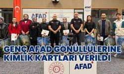 Bingöl’de 20 Genç AFAD Gönüllüsü’ne Kıyafet ve Kimlik Kartı Teslim Töreni