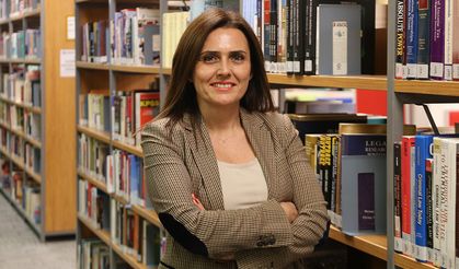 Yetişkinler günde 100 kez telefonunu kontrol ediyor!