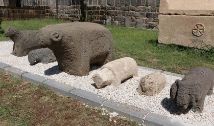 Diyarbakır Müzesi'nde Koç ve Koyun Figürlü Mezar Taşları Ziyarete Açıldı