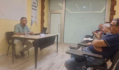 Sêyidxan Kurij Okurlarıyla Buluştu