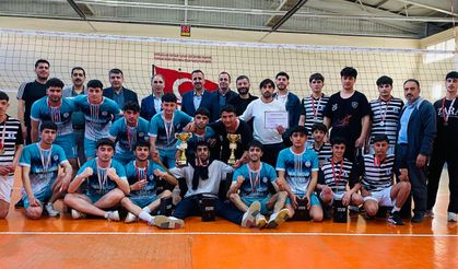 Bingöl’ün İlçesinde Voleybol Turnuvası Heyecanı
