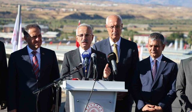 Uraloğlu: Sadece Avrupa’da veya batıda değil, ülkemizin her tarafında çevre anlamındaki yaklaşımlar kıymetlidir