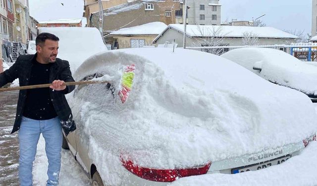 Karlıova Beyaza Büründü, 20 Köy Yolu Kapanmış durumda