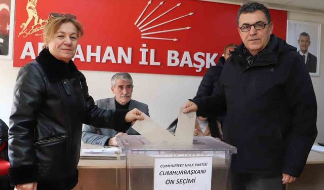 Ardahan'da CHP'li 2 Bin 200 Üye Oy Kullandı!