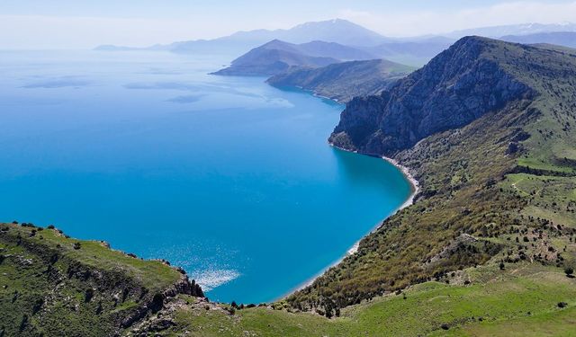 Tatvan’ın Doğal Güzellikleri Keşfedilmeyi Bekliyor