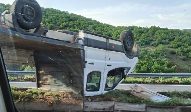 Bingöl’de Kamyonet Takla Attı, 1 Kişi Yaralandı