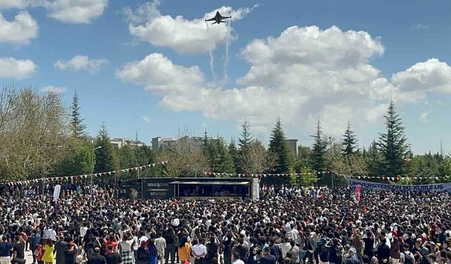 Elazığ’da SOLOTÜRK Gösterisi Yoğun İlgi Gördü