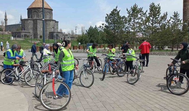 Sağlıklı Yaşam İçin Pedal Çevirdiler
