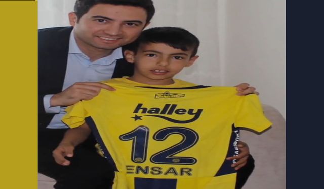 Bingöl'de Kaymakam, Fenerbahçe'ye Minik Taraftar Kazandırdı!