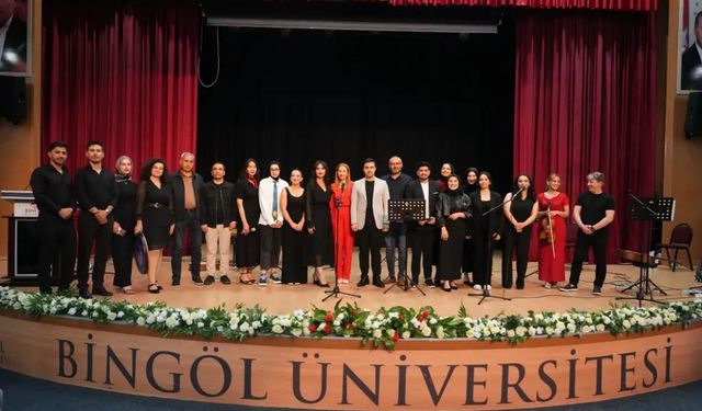 Bingöl Üniversitesi’nde Mezuniyet Etkinlikleri Konserle Son Buldu