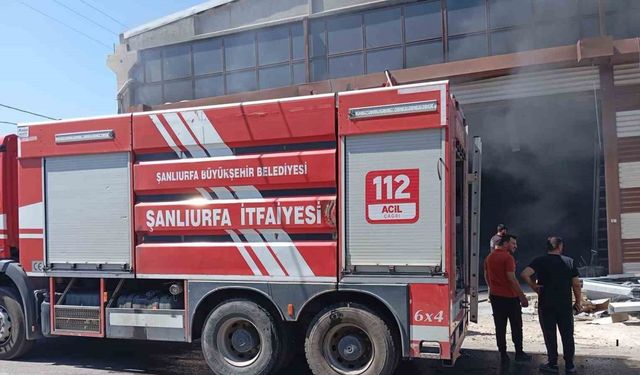 Boya Fabrikasında Korkutan Yangın